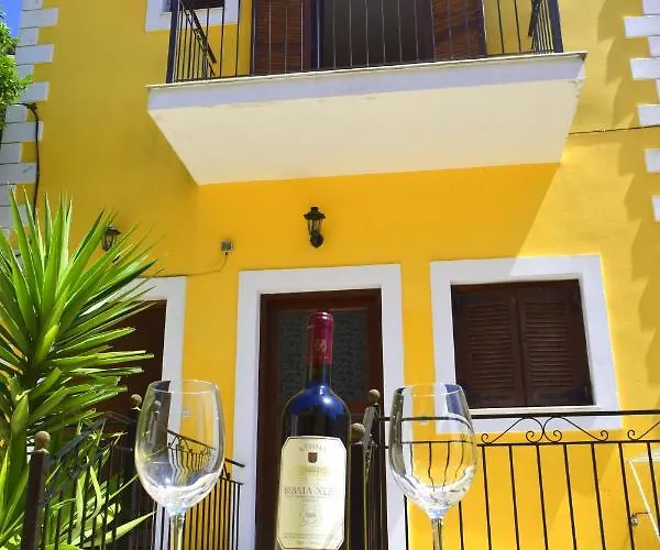Dourios Ippos Apartments