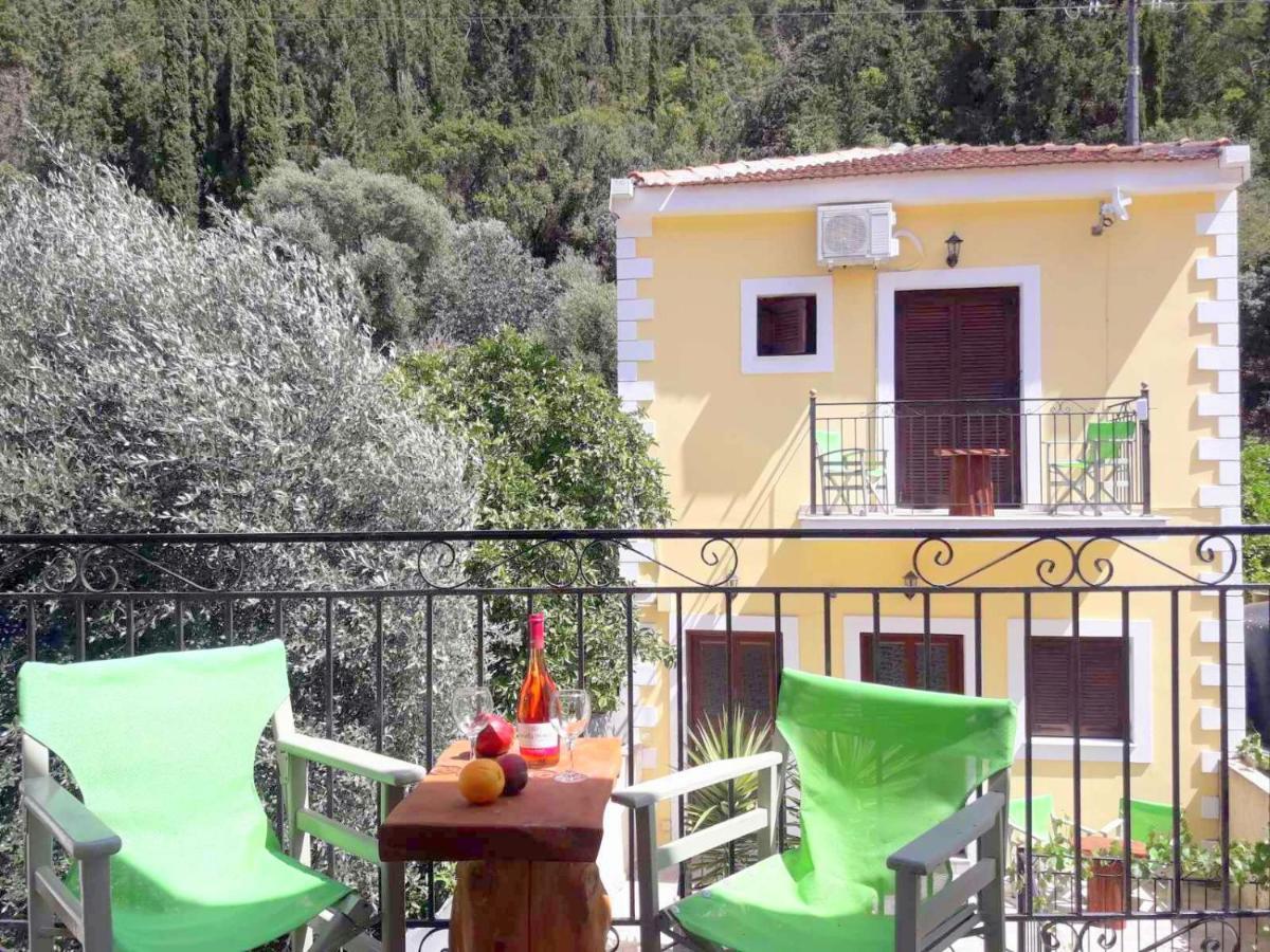Dourios Ippos Hébergement de vacances