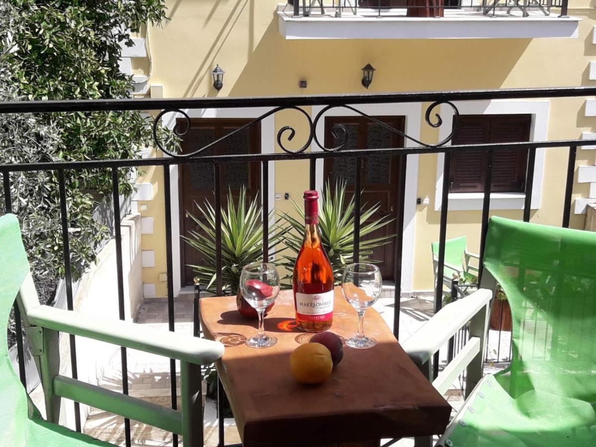 Dourios Ippos Hébergement de vacances *